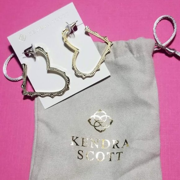 Kendra Scott Jewelry - Kendra Scott Gold Sophee Heart Hoop Earrings